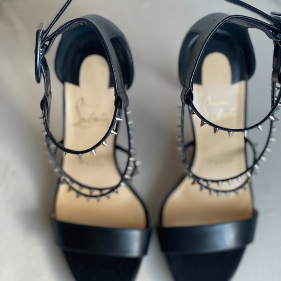 Sexy  LOUBOUTIN STILETTOS - Only Worn 1x! Size 6/ 36.5 (run big) - Picture 3 of 6